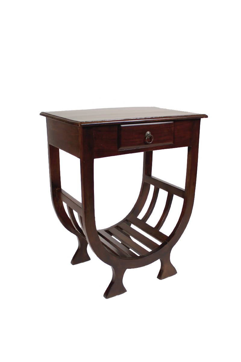 dřevěný-stolek-deco-tmavý